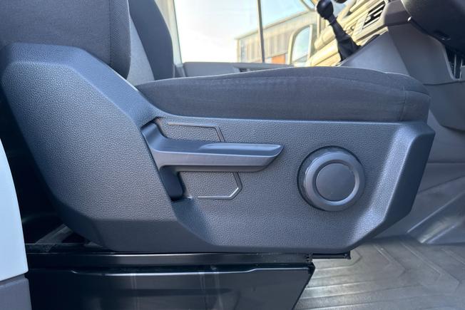 VOLKSWAGEN Crafter Photo 37