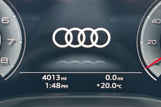 Audi Q2 Photo 15