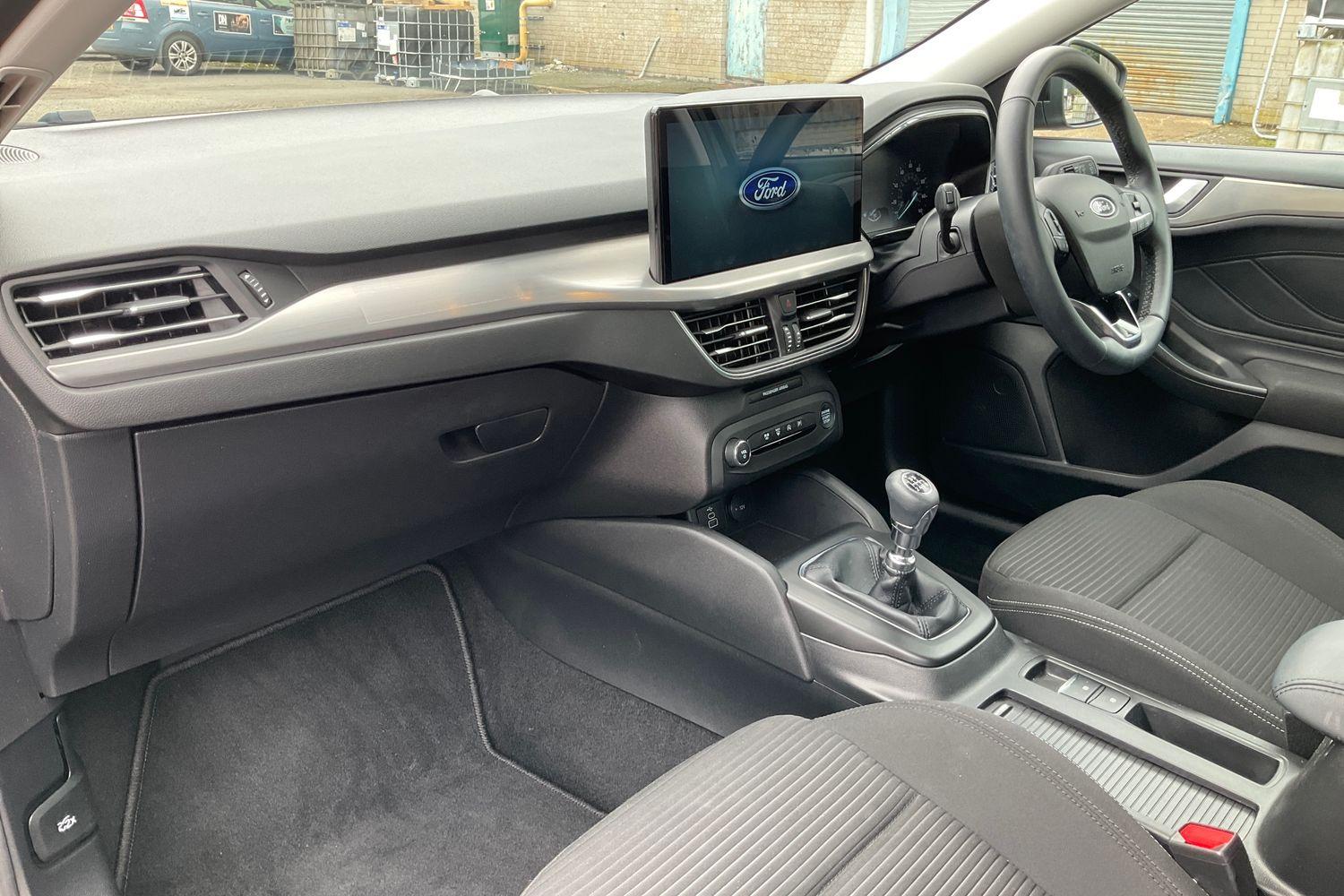 Ford Focus Photo 17