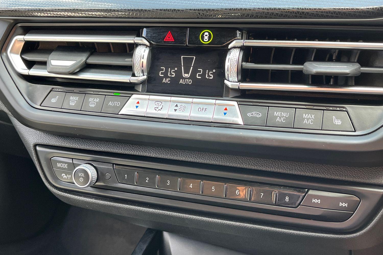 BMW 1 Series Photo 28