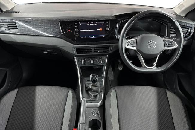 VOLKSWAGEN Polo Photo 10