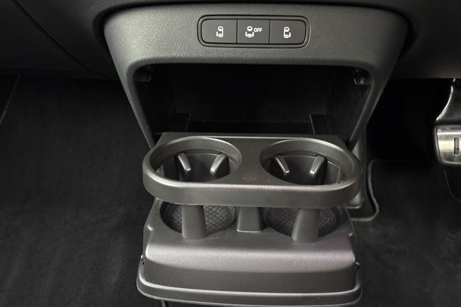VOLKSWAGEN ID. Buzz Photo 22