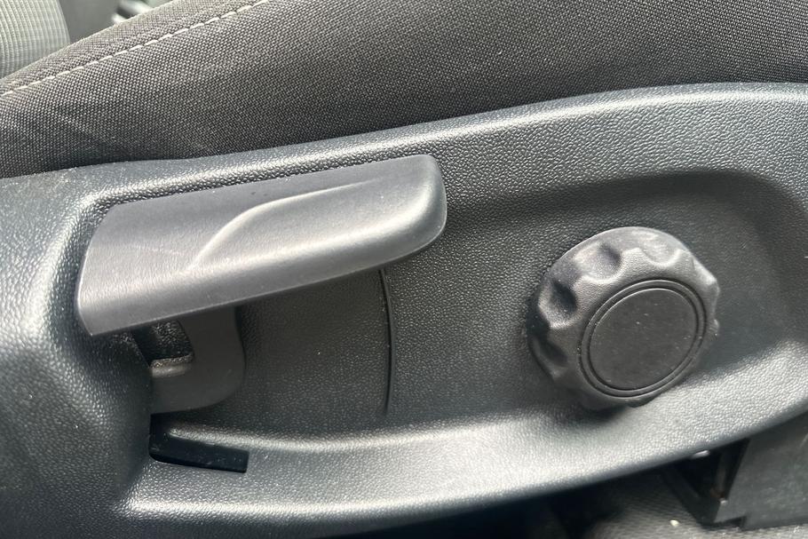 Used FORD TRANSIT COURIER HS24XGT 27