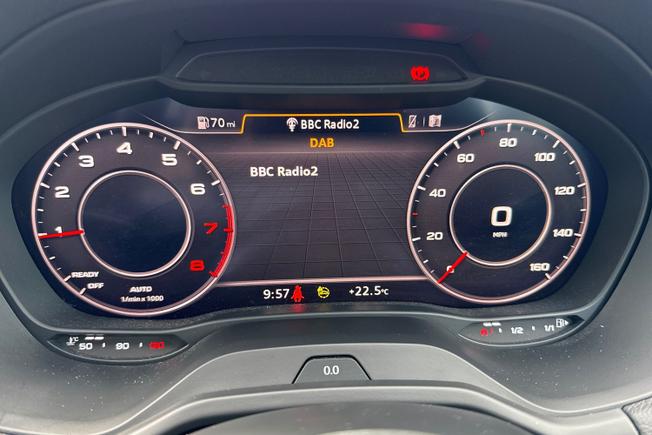 AUDI Q2 Photo 15