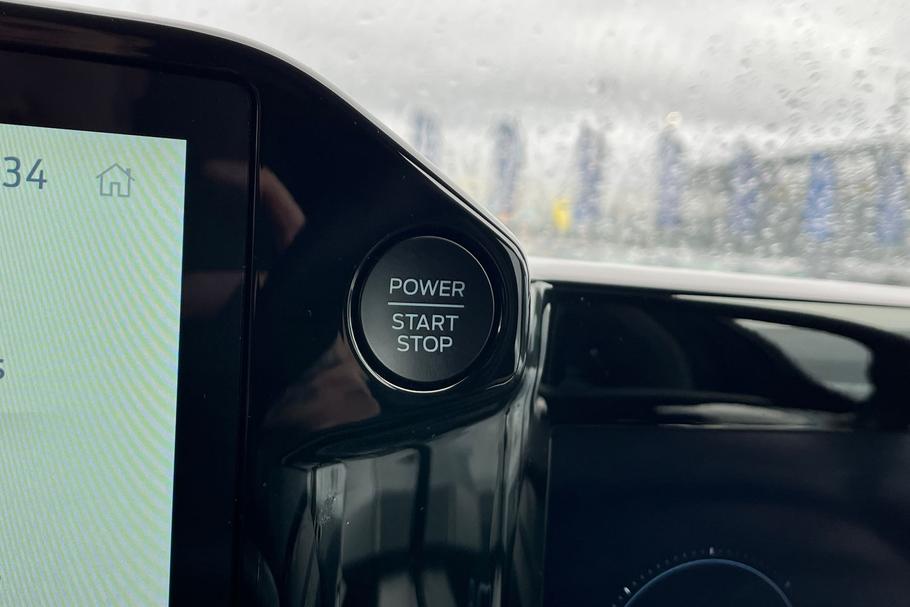 Used FORD TRANSIT CUSTOM WN75KHR 17