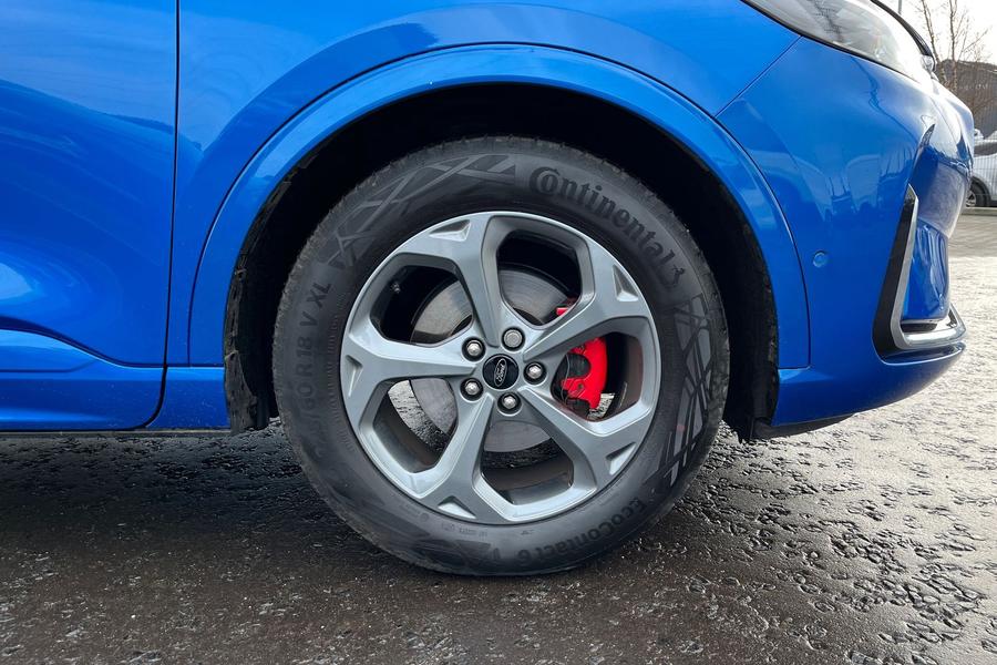 Ford Kuga Photo autoimg-2837aad7b85dc57a61ed8de69e1f7c35f0bcec25.jpg