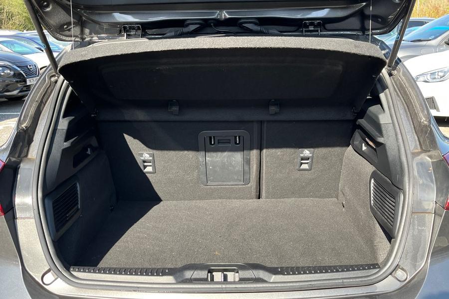 Ford Focus Photo autoimg-283807eda4335c3cb283c8537e0316bd87d869ff.jpg