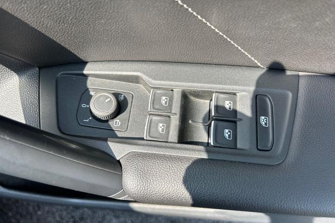 VOLKSWAGEN Tiguan Photo 38
