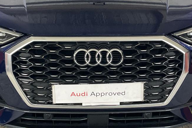 AUDI Q3 Photo 39