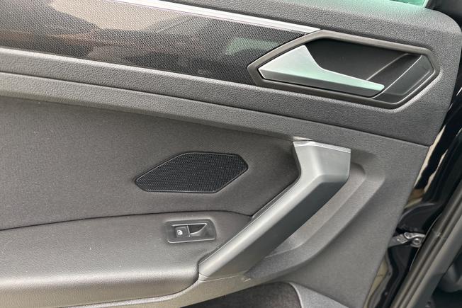 VOLKSWAGEN Tiguan Photo 33