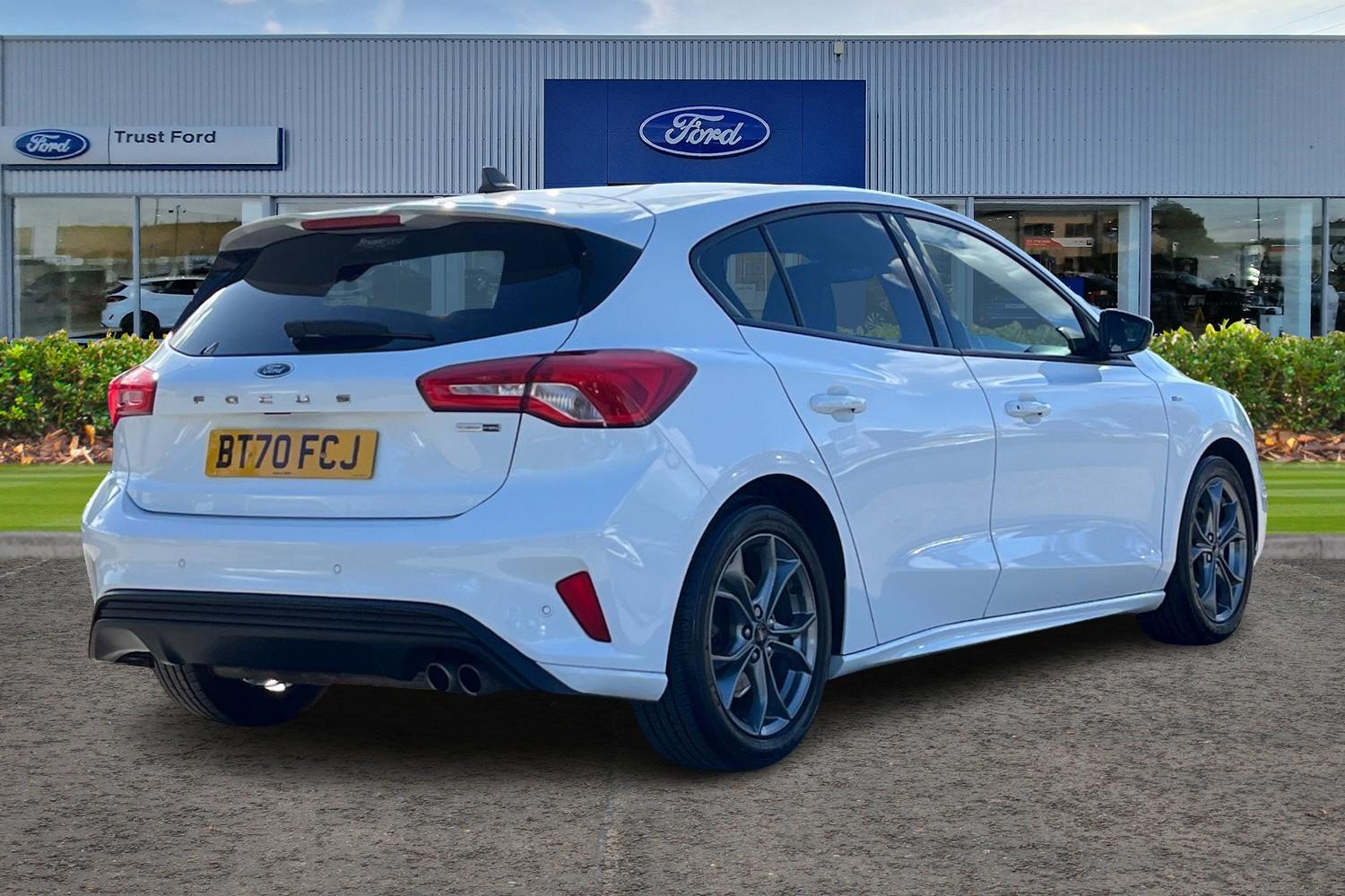 Ford FOCUS Photo 3