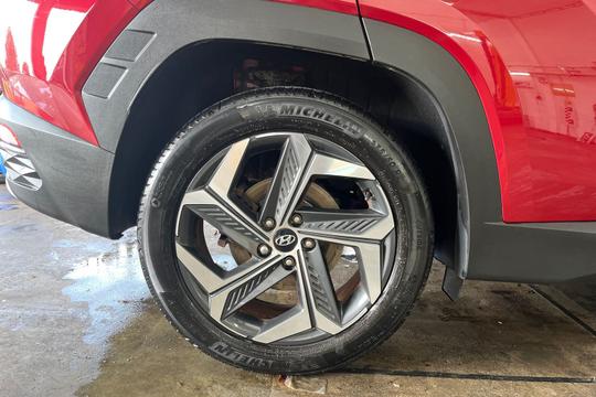 Hyundai TUCSON Photo autoimg-284128c61e10cb8a14cc68c94982b407db5b2d45.jpg