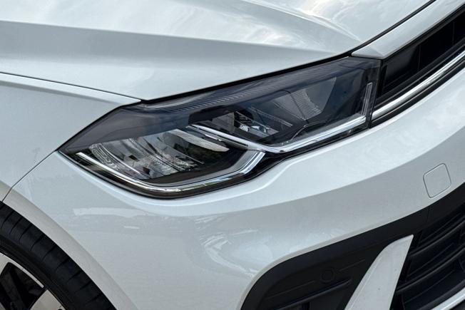 VOLKSWAGEN Polo Photo 19