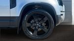 Land Rover Defender Photo 7