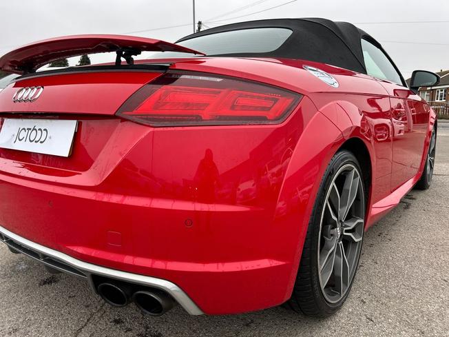 AUDI Tts Photo 32