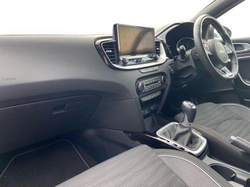 Kia CEED Photo autoimg-2854c7407cd625c36660b66af9df60b3e2c717e2.jpg