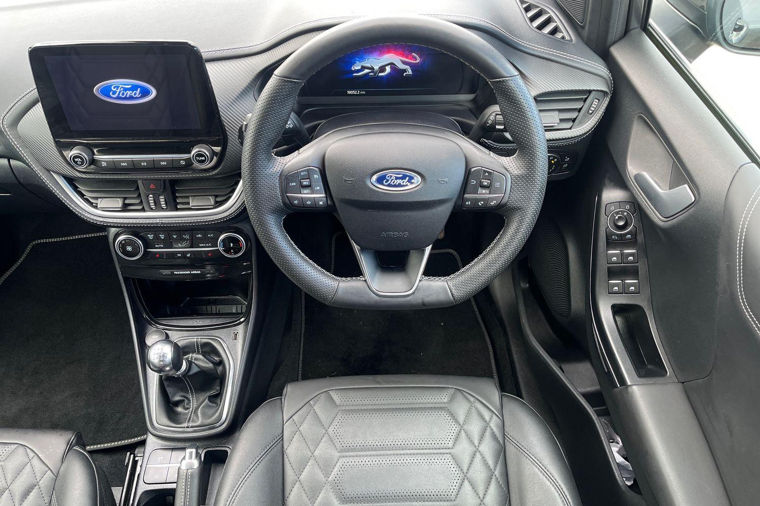 Ford PUMA Photo 10
