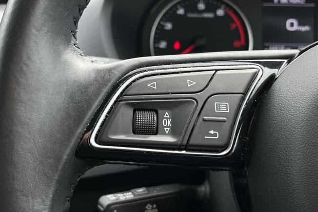 Audi Q2 Photo 16