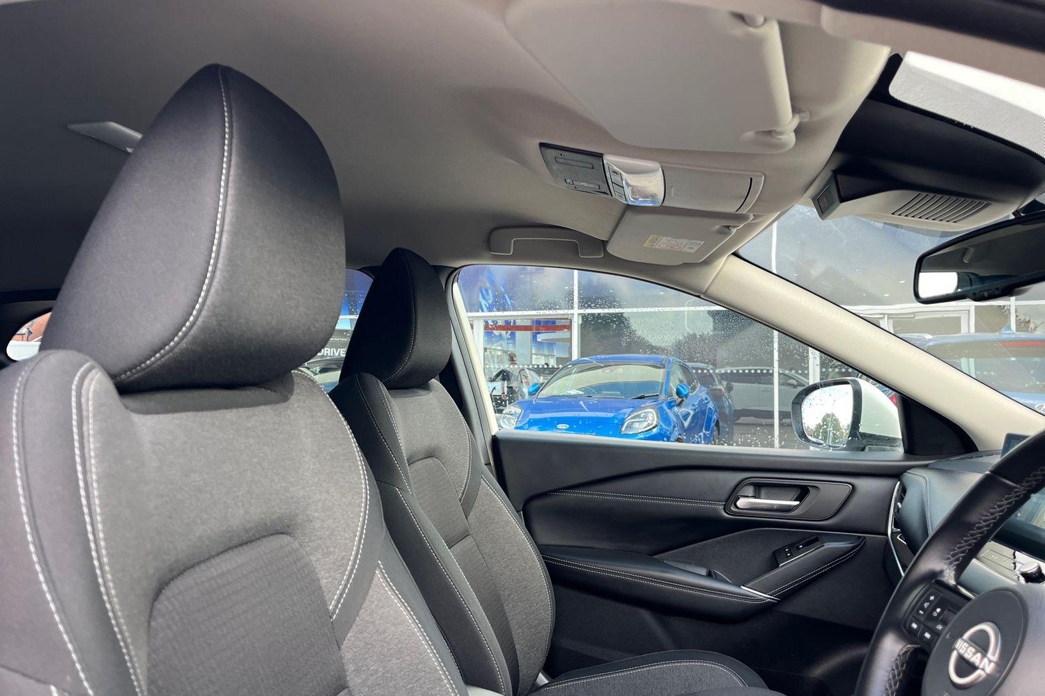 Nissan QASHQAI Photo 16