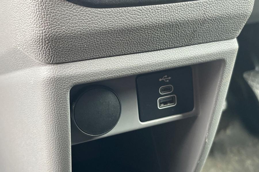 Ford TRANSIT CUSTOM Photo autoimg-285dd5f082cfe74b7816fbf47cdaec8f0c68f895.jpg