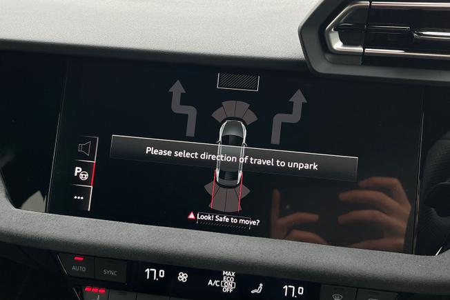 AUDI  S3 Saloon Photo 40