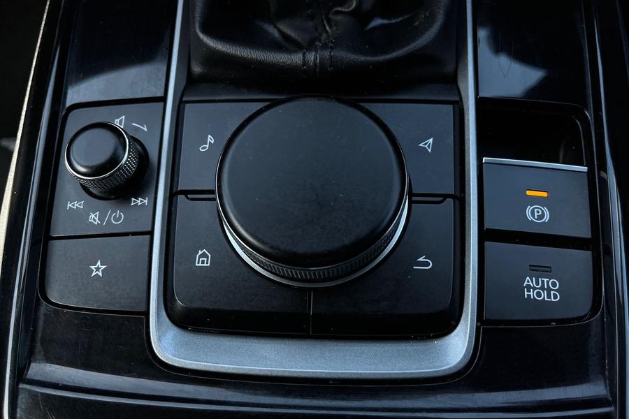 Mazda CX-30 Photo autoimg-28612c85d540e026377639e3201efc1f39f3394b.jpg