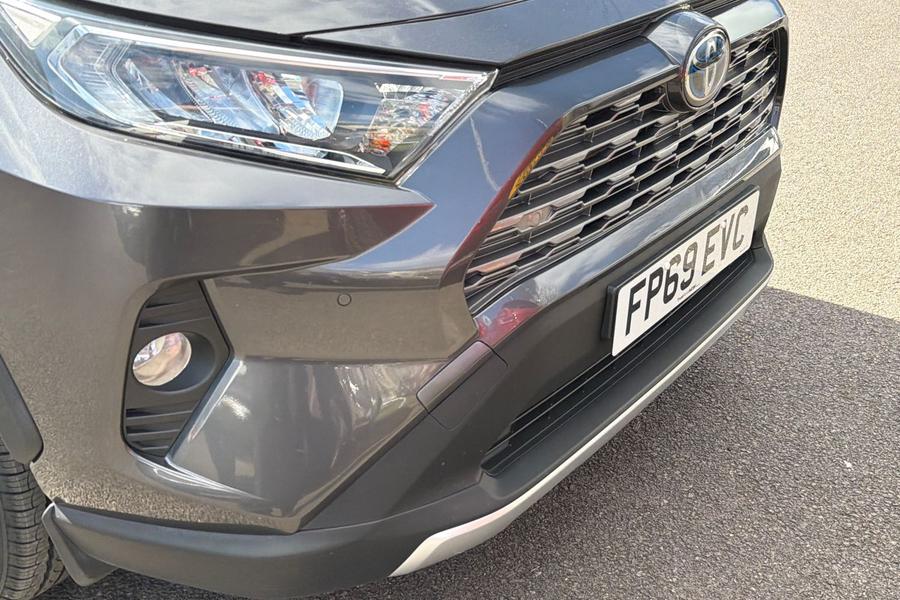 Toyota RAV4 Photo autoimg-2862f24fc3b9d6dbc522c847999653abfdfa64b5.jpg
