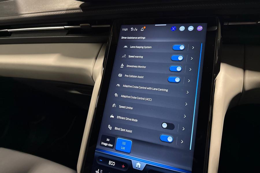 Ford Explorer Photo autoimg-286384118b8e93dbe0e34b237dc5232d44365d7d.jpg