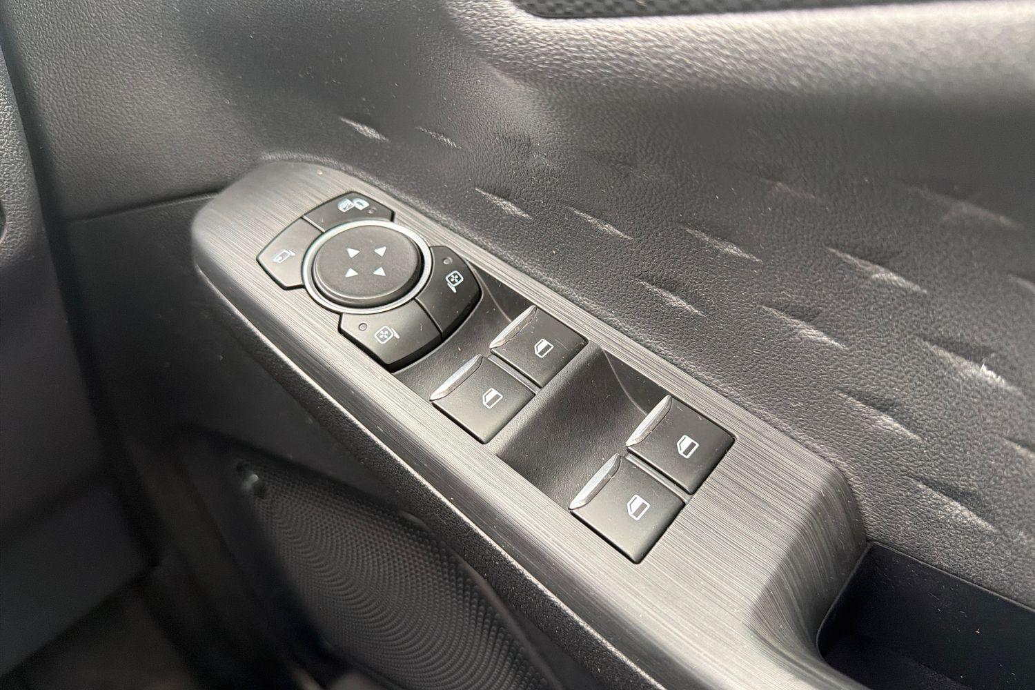 Ford KUGA Photo 15