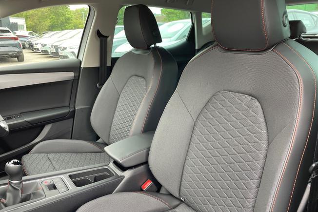 SEAT Leon Photo 22