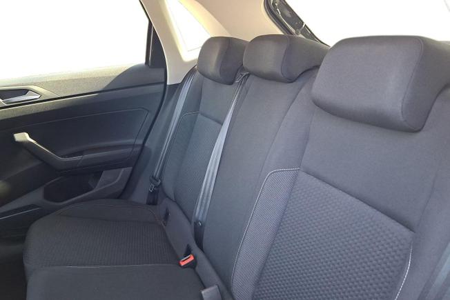 VOLKSWAGEN Polo Photo 9