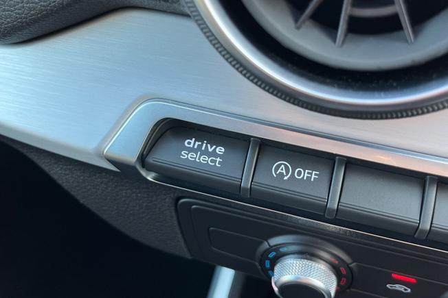 Audi Q2 Photo 31
