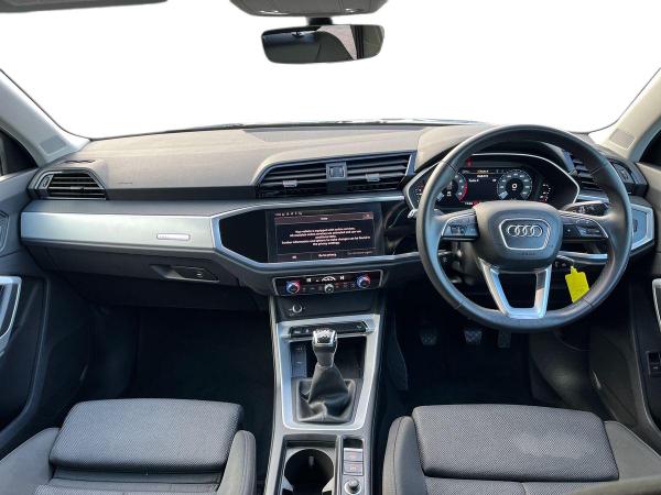 Audi Q3 Photo autoimg-286fa5b98de56fb547b6f1fa4b437ee646c1bcc7.jpg