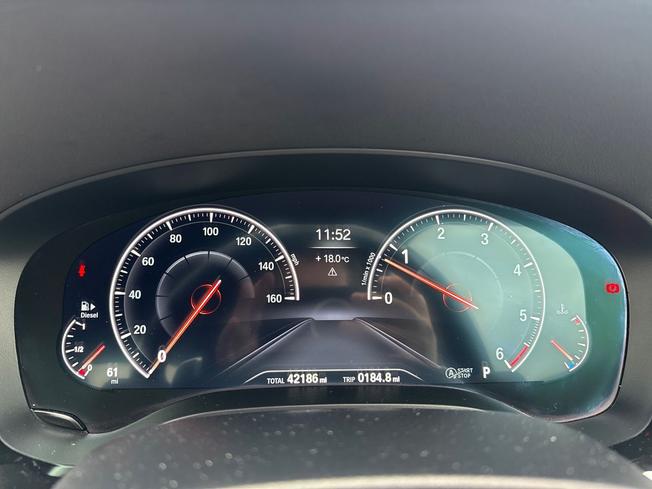 BMW 5 Series Photo 15