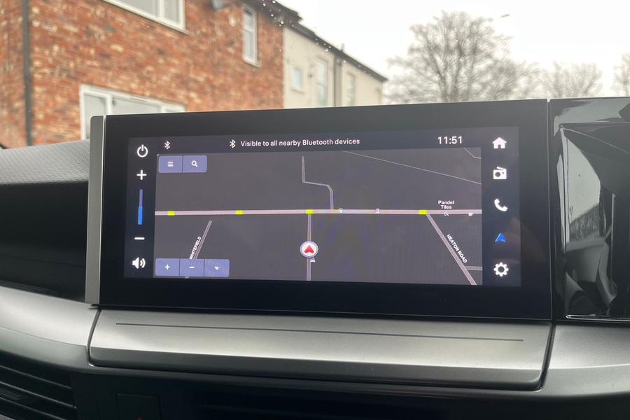 Vauxhall FRONTERA Photo autoimg-28737e0d383bcd368458b96e2005a2f21569da62.jpg