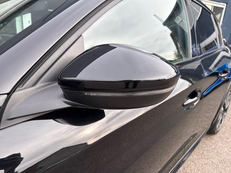 Used Peugeot 208 NU22EOR 25