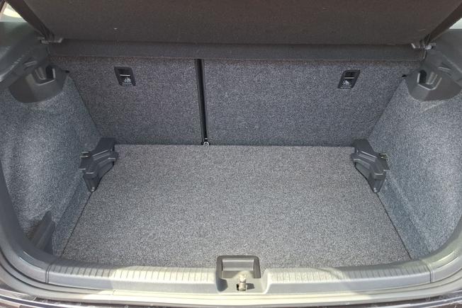 Volkswagen Polo Photo 12