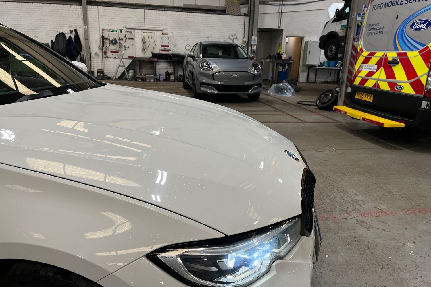 BMW 3 SERIES Photo 22