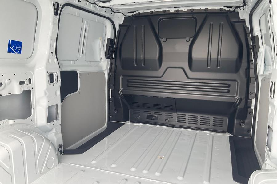 Ford E-Transit Custom Photo autoimg-287affd6306144ad5290f03d8276e655978f5144.jpg