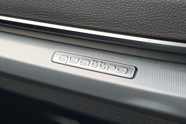 AUDI Q5 Photo 32