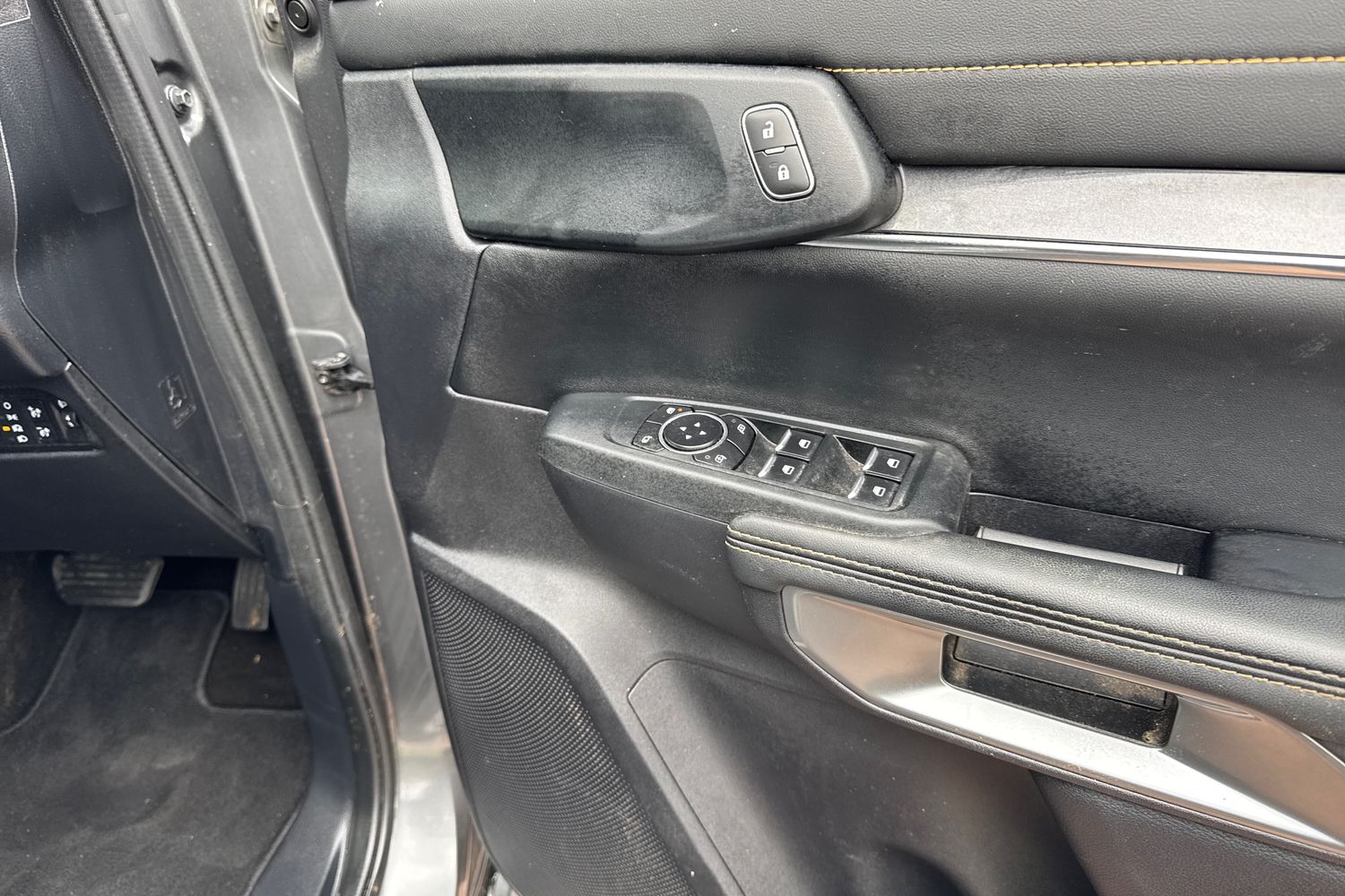 Ford RANGER Photo 31