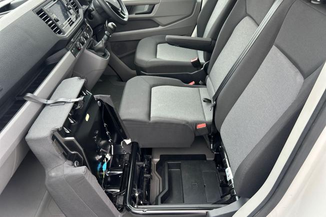 VOLKSWAGEN Crafter Photo 37