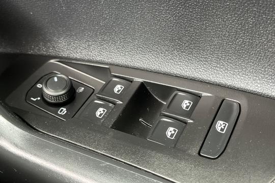 Volkswagen Polo Photo autoimg-28870d1cb31472a4547bb8f8e3ece81d5e5527ff.jpg