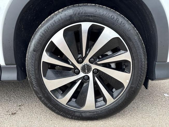 BYD Seal U Photo 5