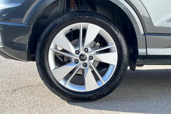 AUDI Q2 Photo 5