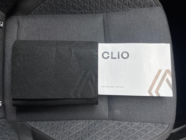 RENAULT Clio Photo 51