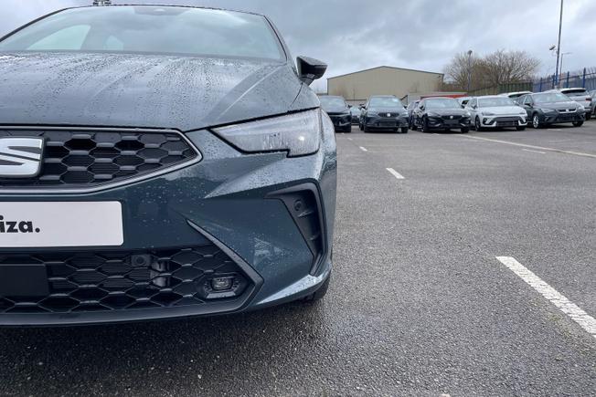 SEAT Ibiza Photo 19