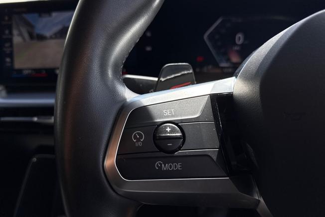 BMW 2 Series Photo 16