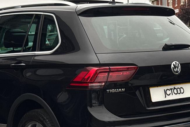 VOLKSWAGEN Tiguan Photo 50