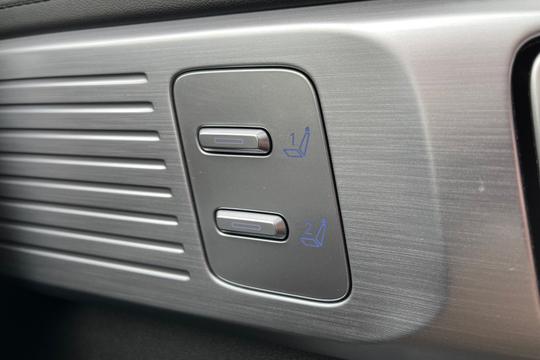 Hyundai Santa Fe Photo autoimg-28978fc670cdf955009681d6ce220f80495bf507.jpg